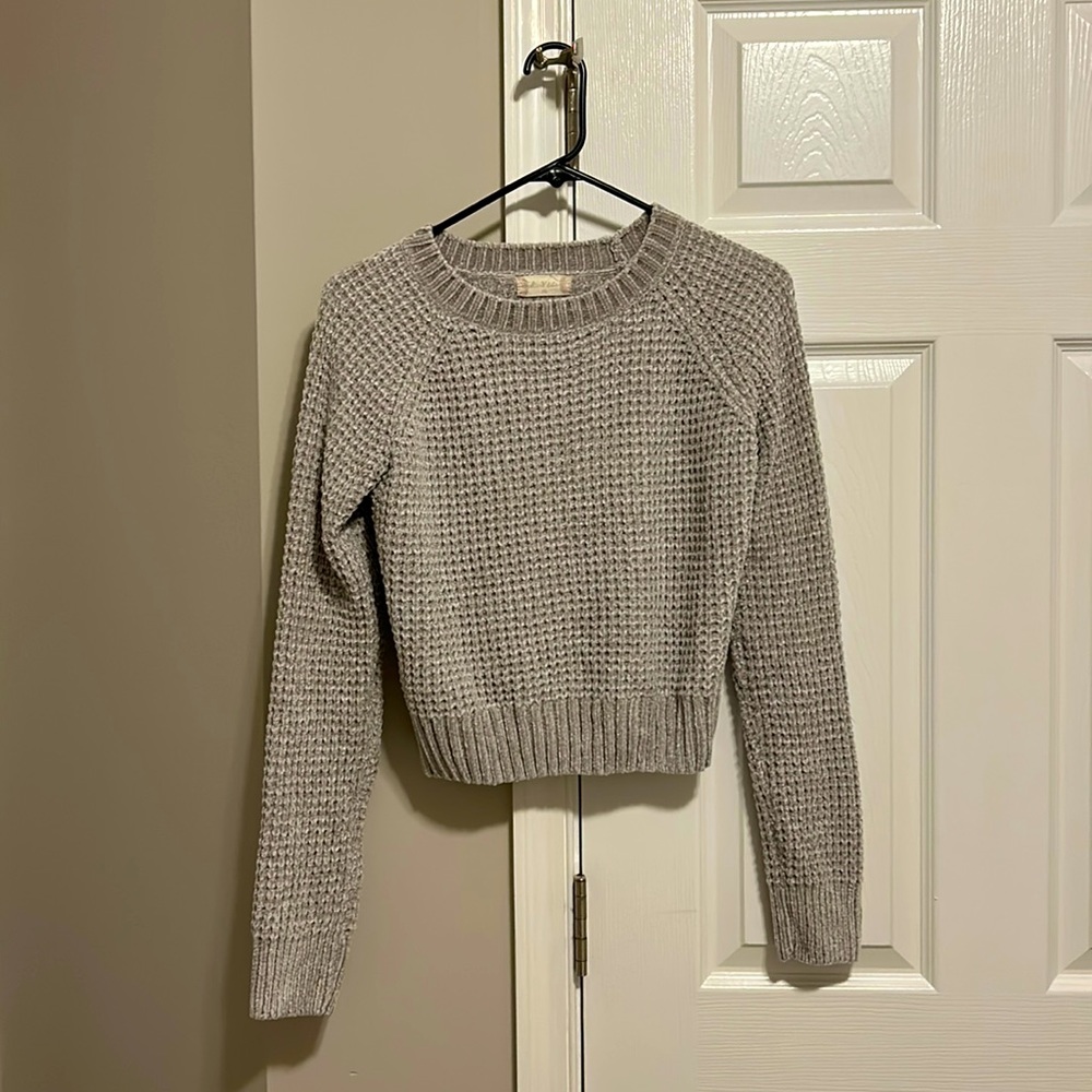 Xs altar’d state sweater